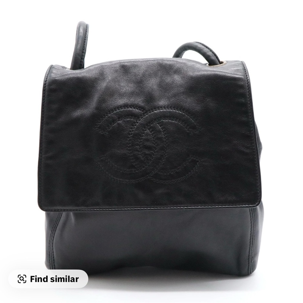 CHANEL Vintage Black Smooth Leather CC Logo Shoulder Bag Purse